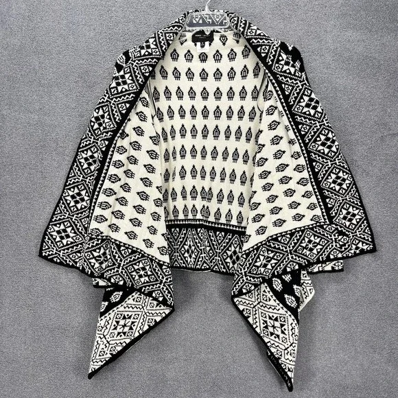Romeo & Juliet Cardigan Sweater womens Size S Knit Tribal Black White reversible - Picture 3 of 11